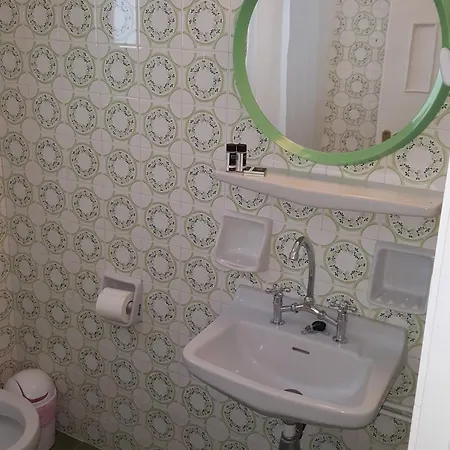 Aratos Hotel Parikia (Paros)