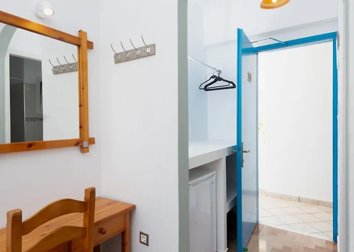 Hotel Aratos Parikia (Paros)