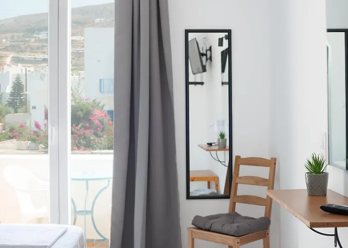 Hotel Aratos Parikia (Paros)