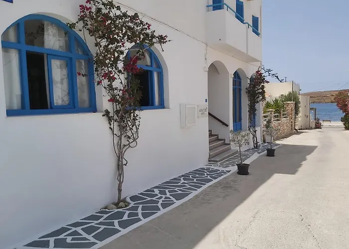 Aratos Hotel Parikia (Paros)