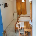 Hotel Aratos 2*