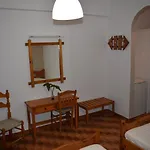 Aratos Hotel 2*