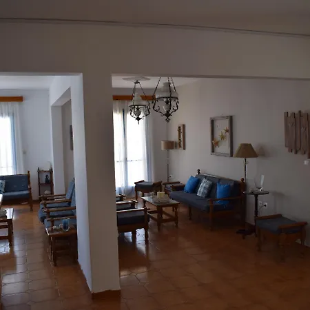 Aratos Hotel Páros