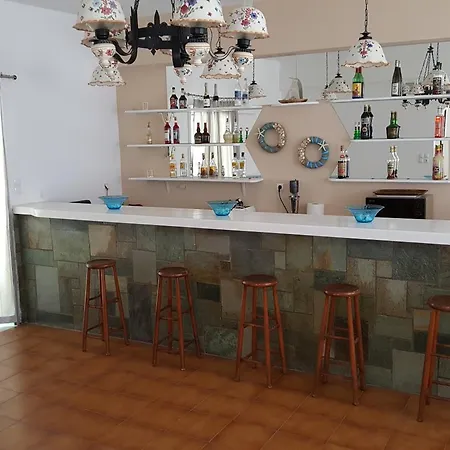 Aratos Páros