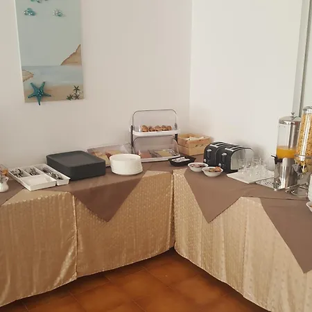 Hotell Aratos Páros